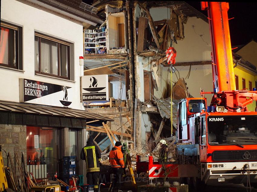 Hausexplosion Bruehl bei Koeln Pingsdorferstr P191.JPG